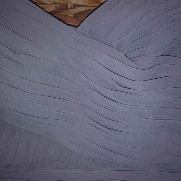 Grey cocktail or bridesmaid dress in size 2 - Picture 5 of 9